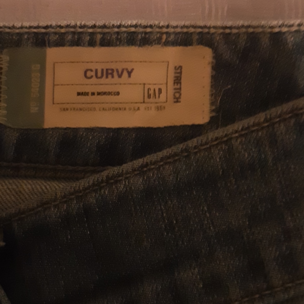 Jeans - Picture 2 of 3